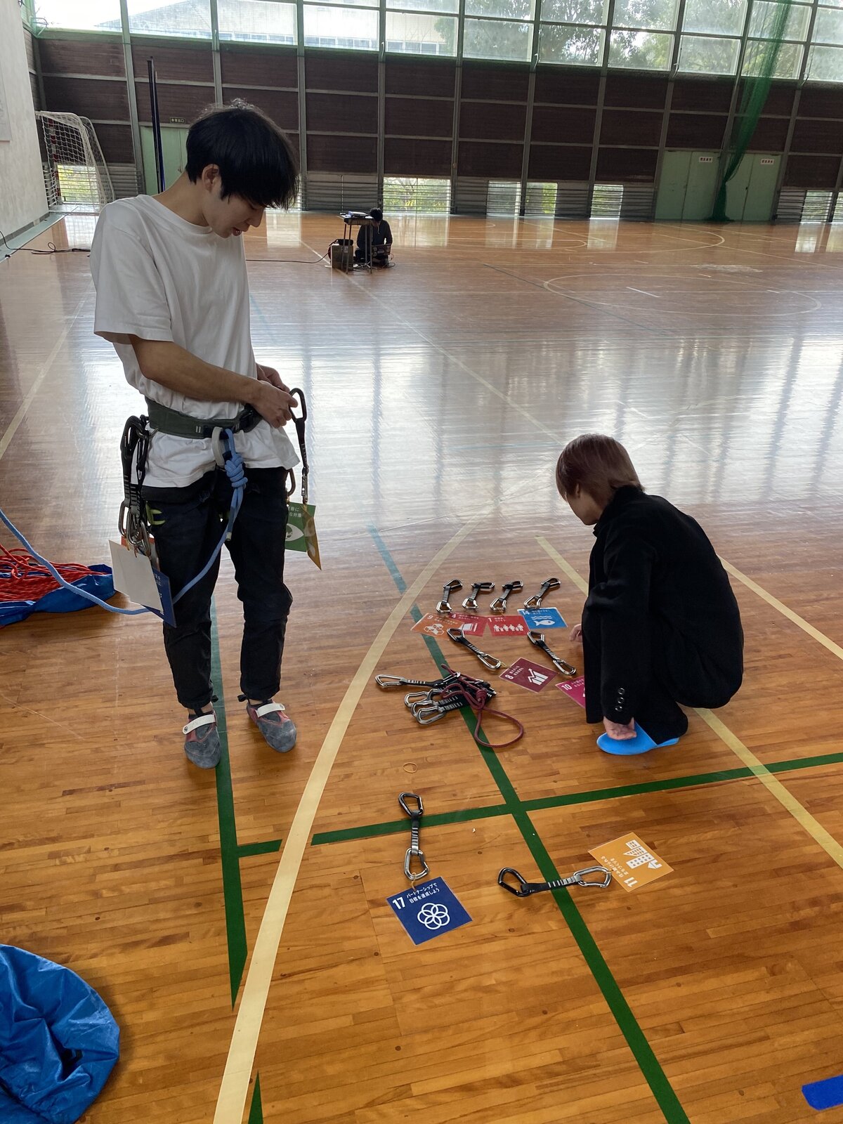 20251127玉野高校ークライミング部1 .jpg