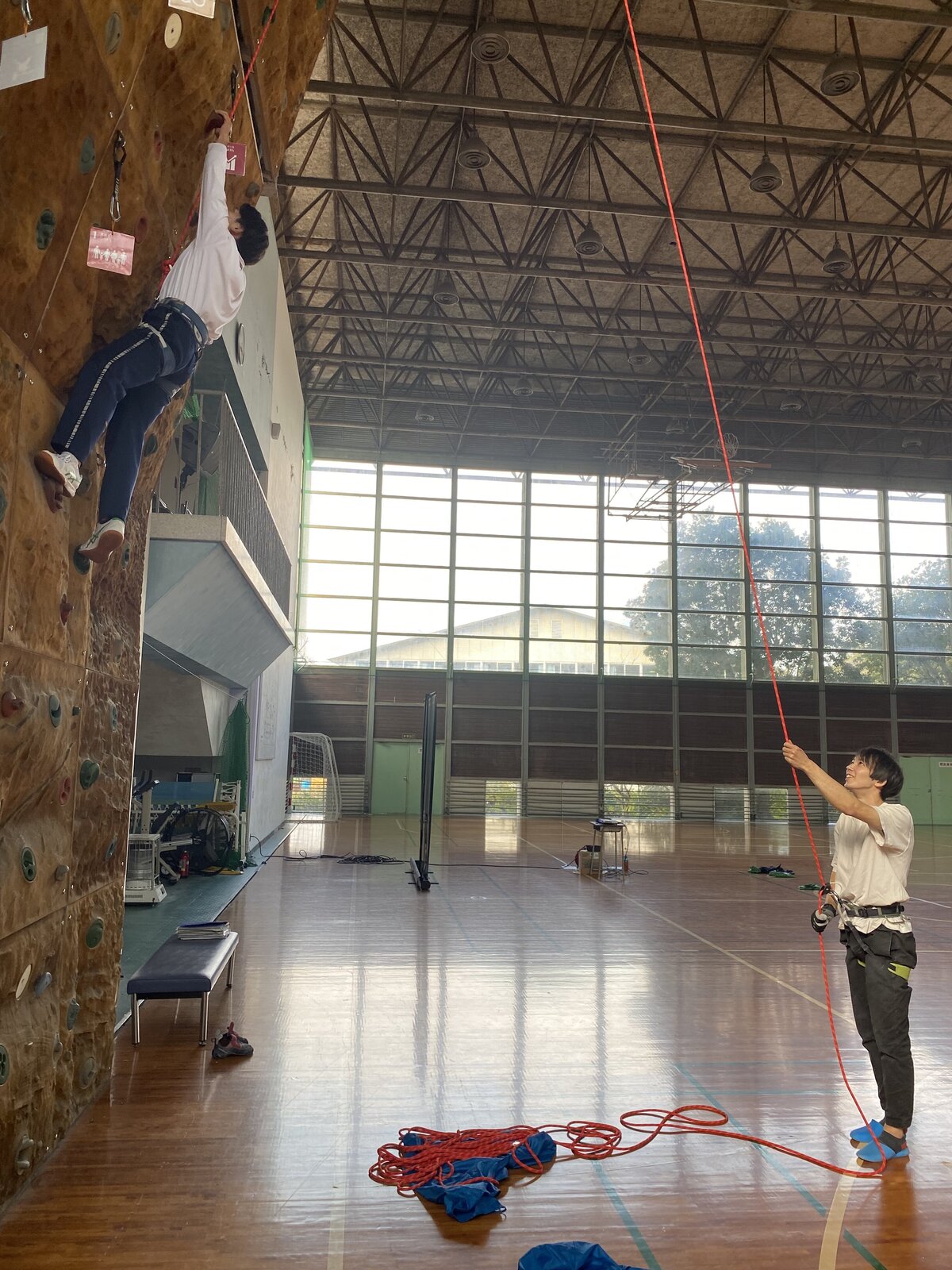 20251127玉野高校ークライミング部3.jpg